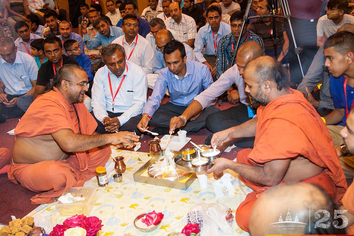 ©1987-2017 SKS Swaminarayan Temple East London